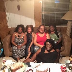 Meet your Posher, Sandra